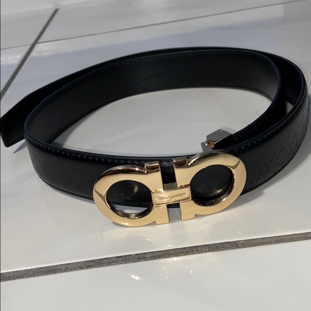 Salvatore Ferregamo Designer belt SIZE 42